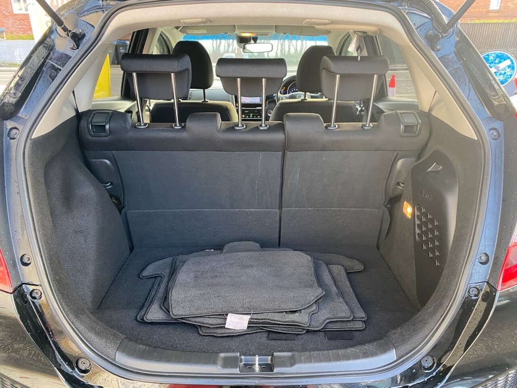 Used Honda Fit 2016 for sale - 77287457: Photo 25