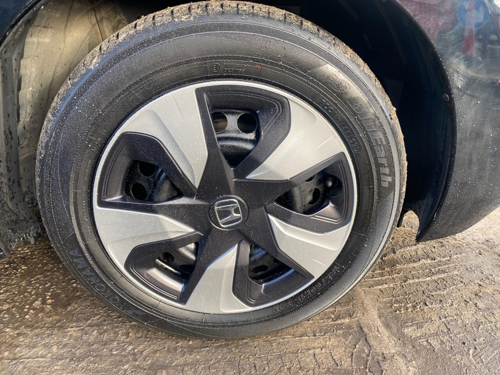 Used Honda Fit 2016 for sale - 77287457: Photo 26