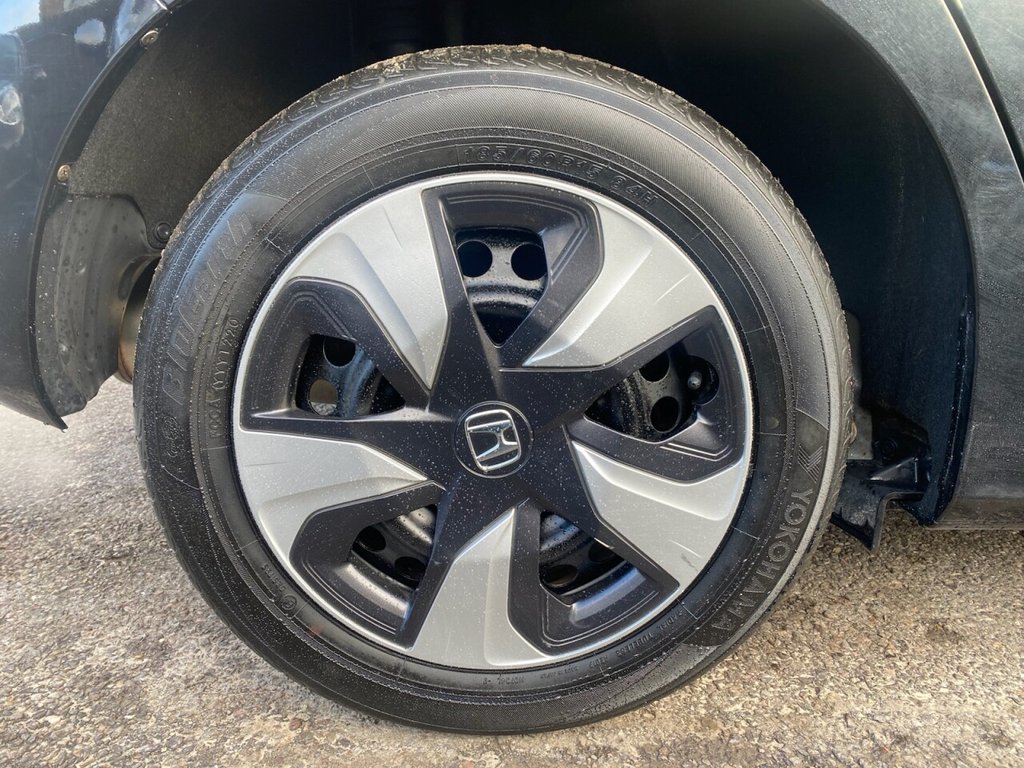 Used Honda Fit 2016 for sale - 77287457: Photo 27