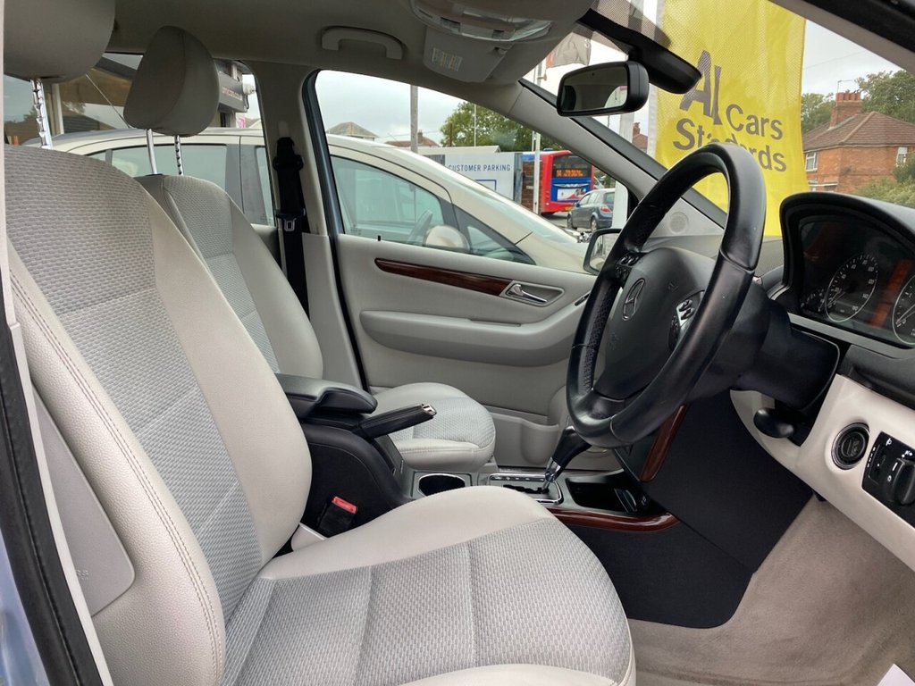 Used Mercedes-Benz A-Class 2010 for sale - 75947812: Photo 11