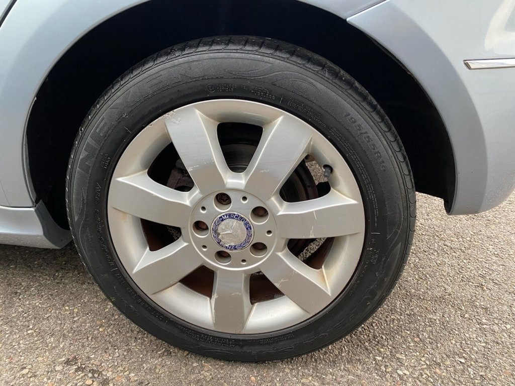 Used Mercedes-Benz A-Class 2010 for sale - 75947812: Photo 17