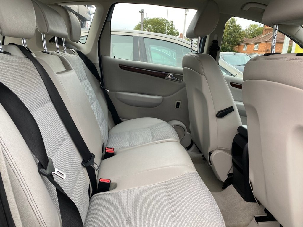 Used Mercedes-Benz A-Class 2010 for sale - 75947812: Photo 23