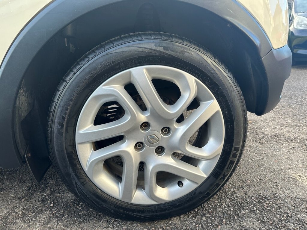 Used Renault Captur 2014 for sale - 76820351: Photo 39