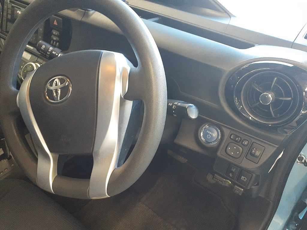Used Toyota Aqua 2016 for sale - 76546857: Photo 12