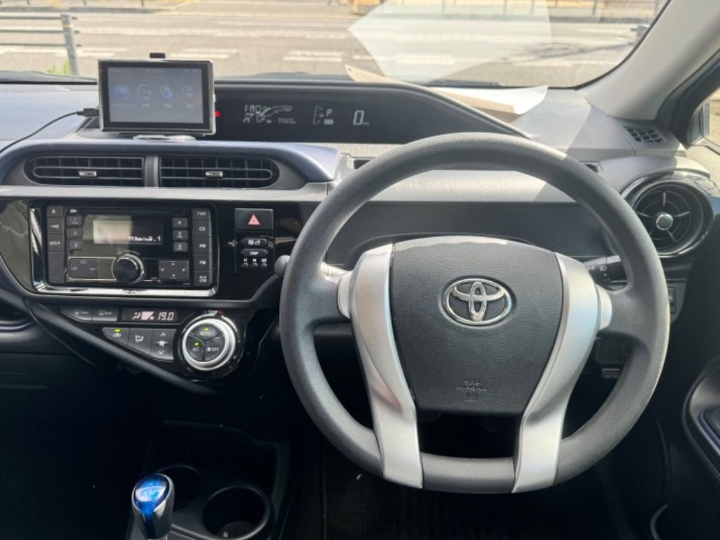 Used Toyota Aqua 2016 for sale - 76546857: Photo 21