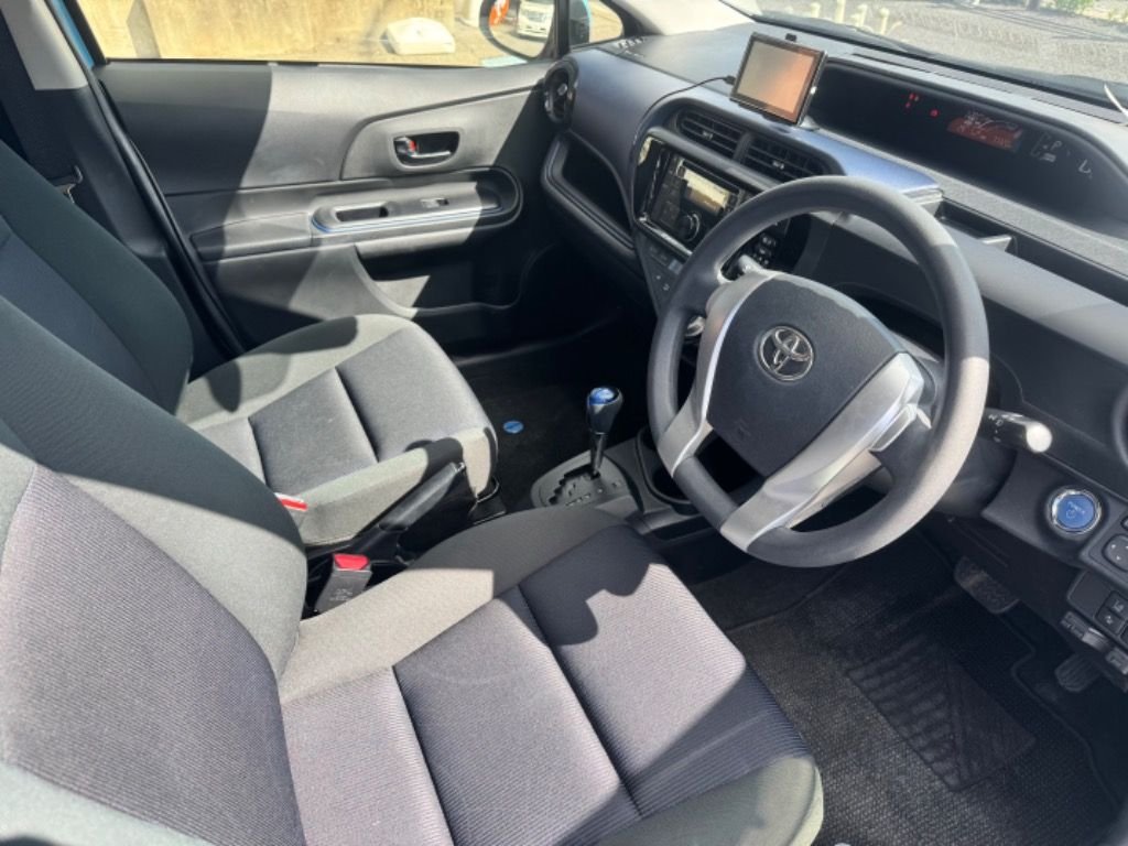 Used Toyota Aqua 2016 for sale - 76546857: Photo 26