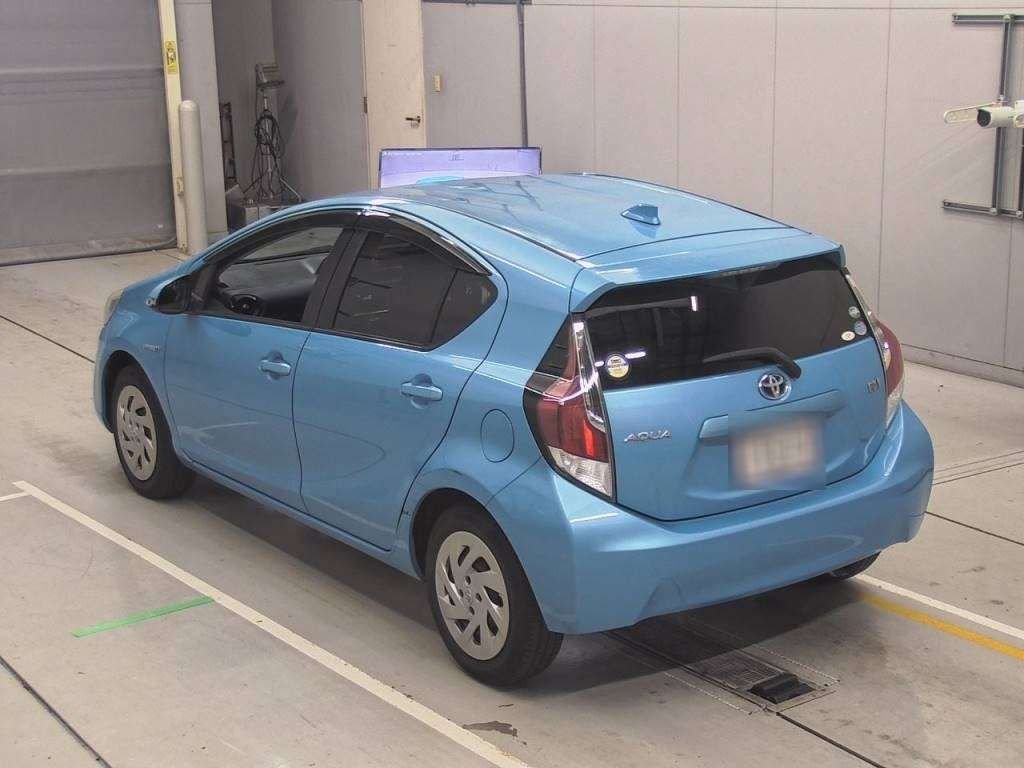 Used Toyota Aqua 2016 for sale - 76546857: Photo 6