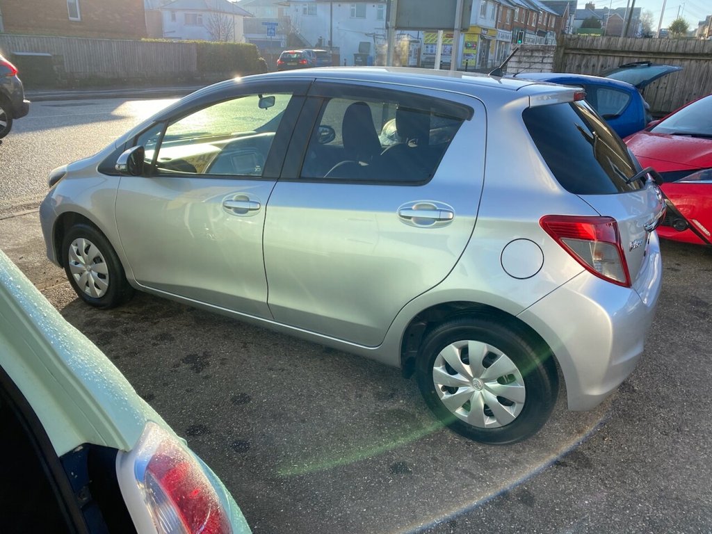 Used Toyota Vitz 2026 for sale - 77408005: Photo 10