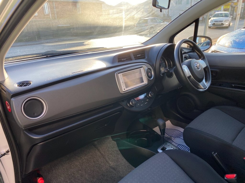 Used Toyota Vitz 2026 for sale - 77408005: Photo 17