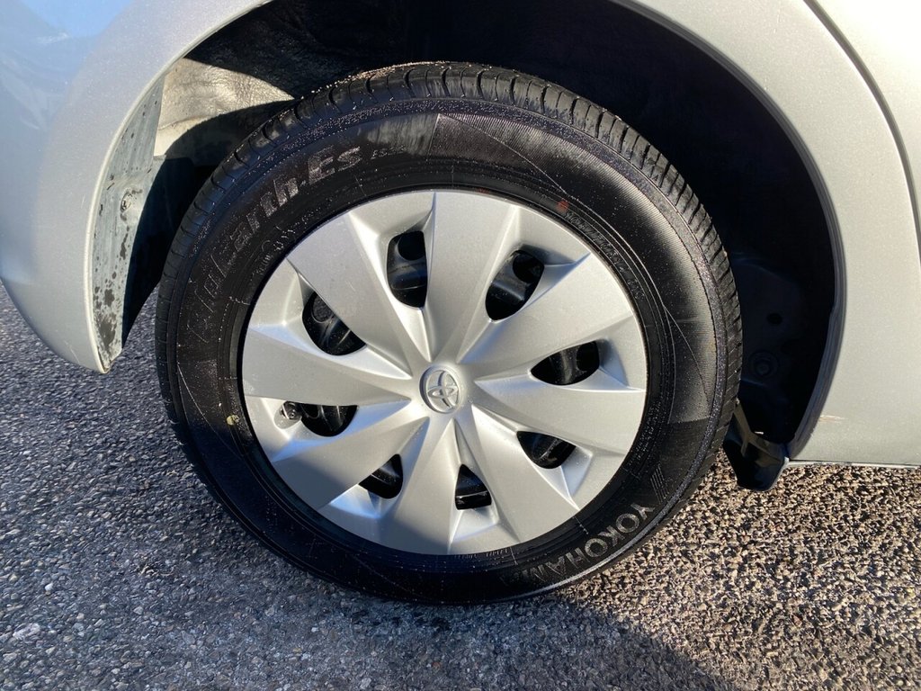 Used Toyota Vitz 2026 for sale - 77408005: Photo 27