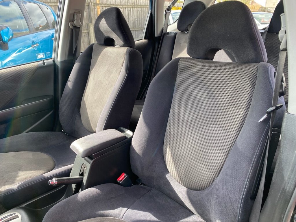 Used Honda Jazz 2007 for sale - 75947523: Photo 16