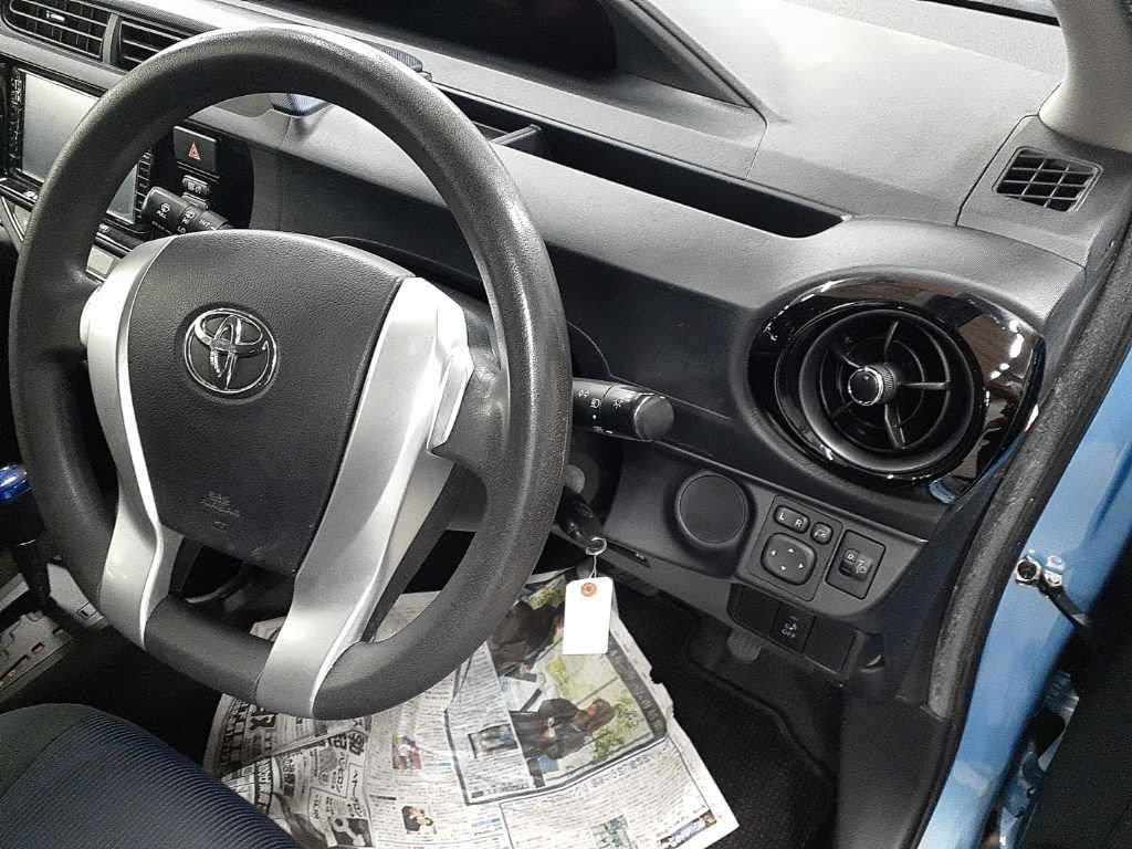 Used Toyota Aqua 2015 for sale - 76546912: Photo 12