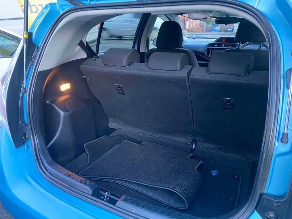 Used Toyota Aqua 2015 for sale - 76546912: Photo 28