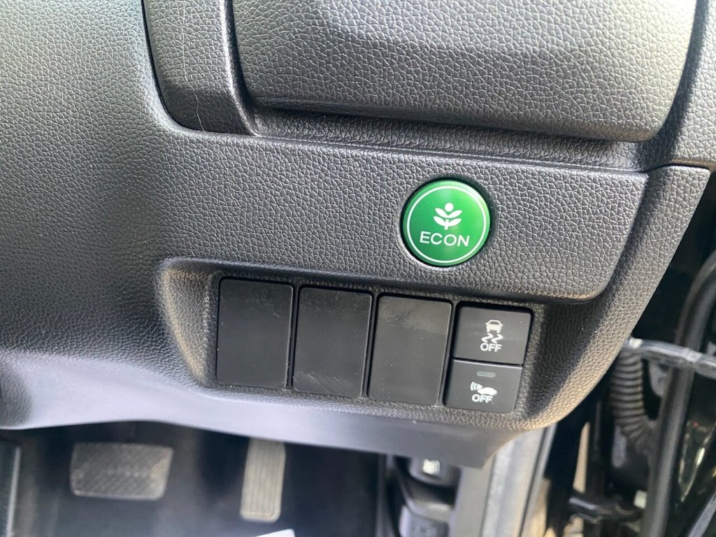 Used Honda Fit 2013 for sale - 77407709: Photo 14