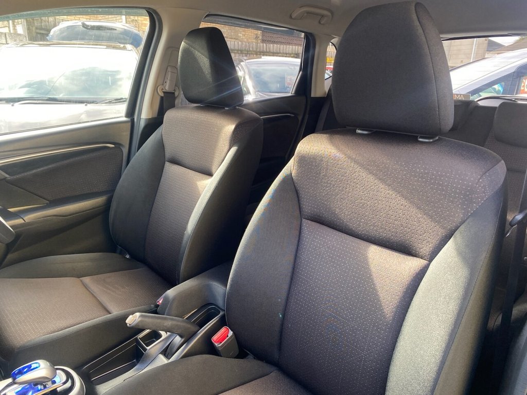 Used Honda Fit 2013 for sale - 77407709: Photo 18