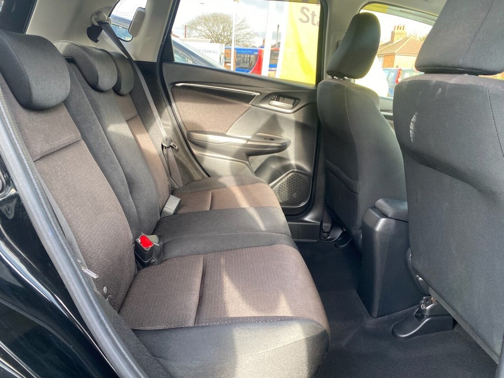 Used Honda Fit 2013 for sale - 77407709: Photo 20