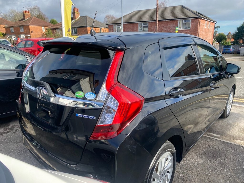 Used Honda Fit 2013 for sale - 77407709: Photo 6