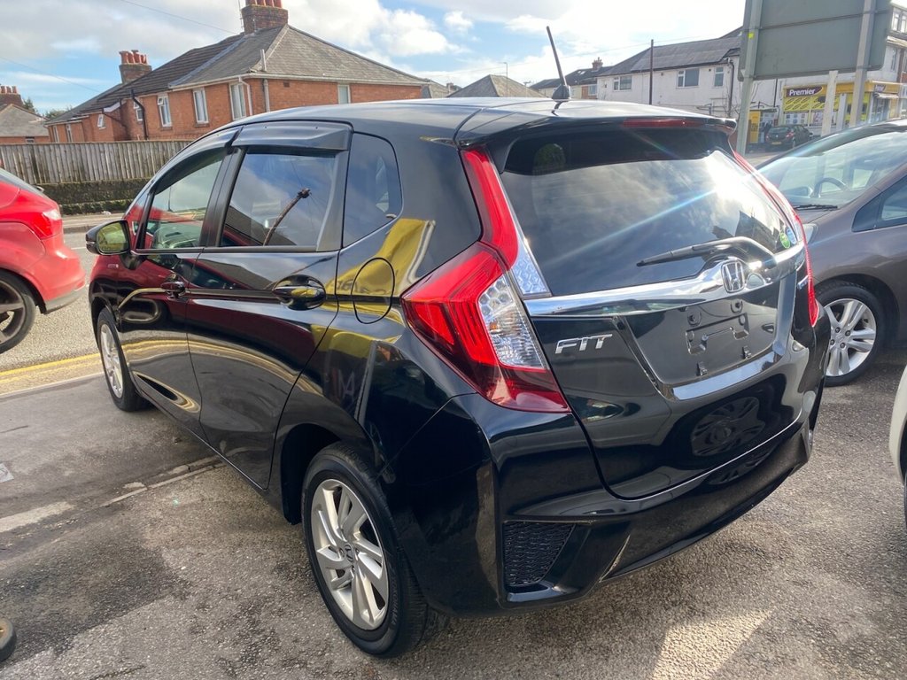 Used Honda Fit 2013 for sale - 77407709: Photo 7