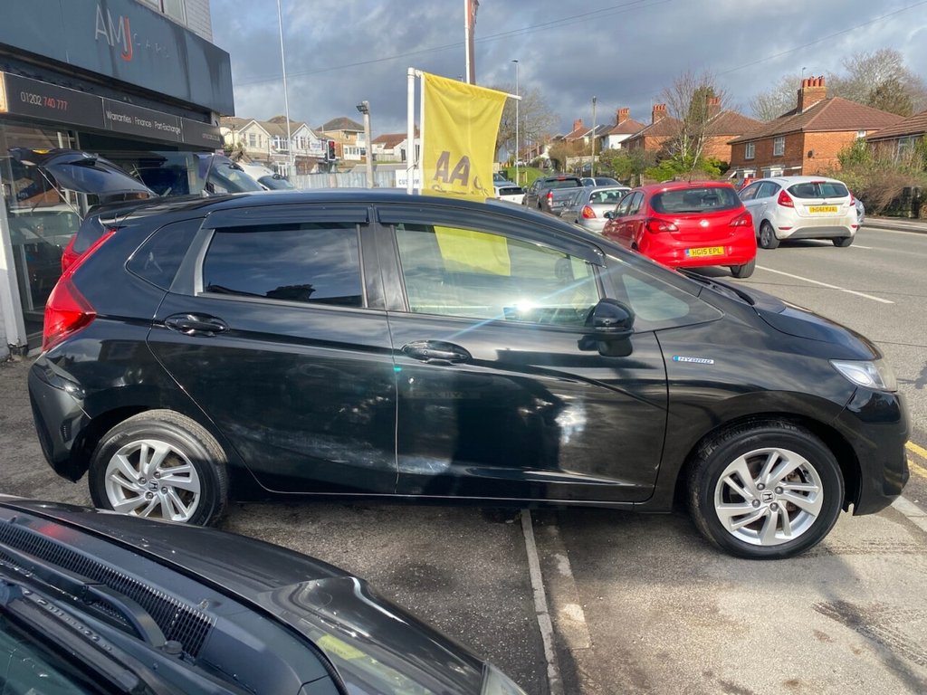 Used Honda Fit 2013 for sale - 77407709: Photo 9