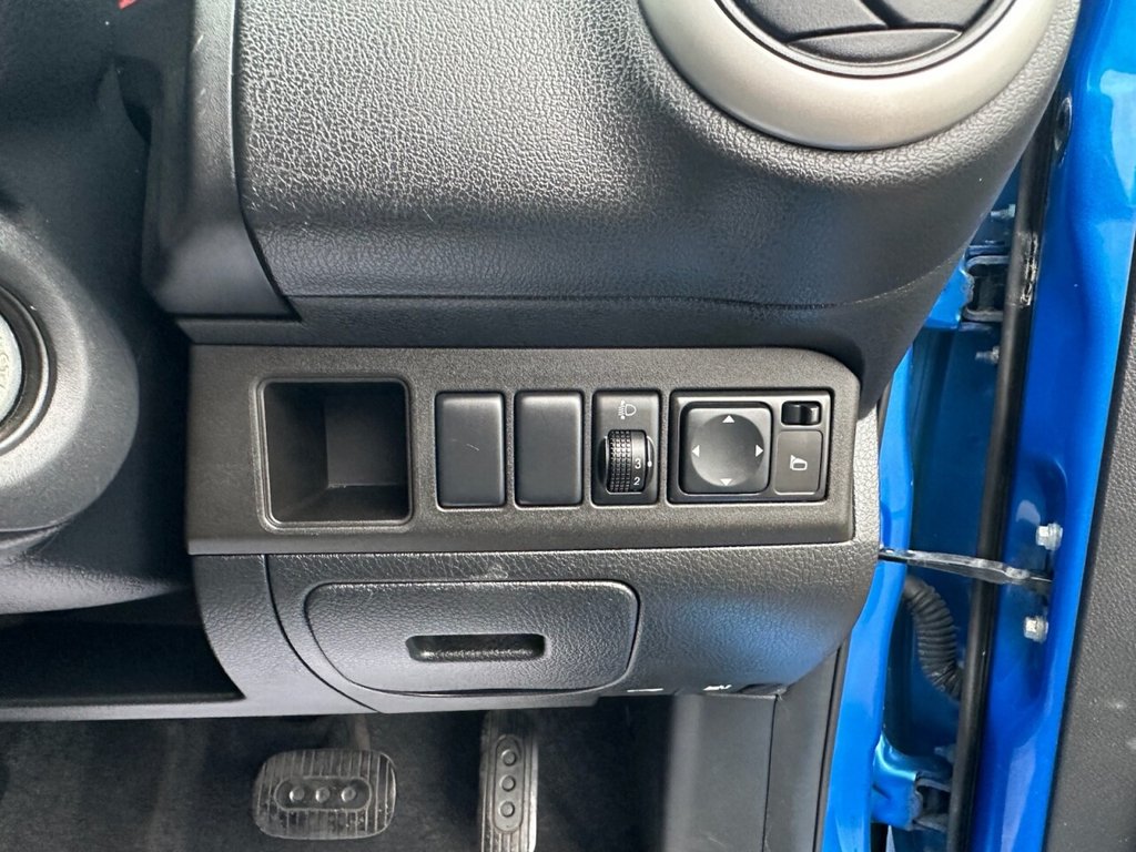 Used Nissan Note 2009 for sale - 77287533: Photo 10