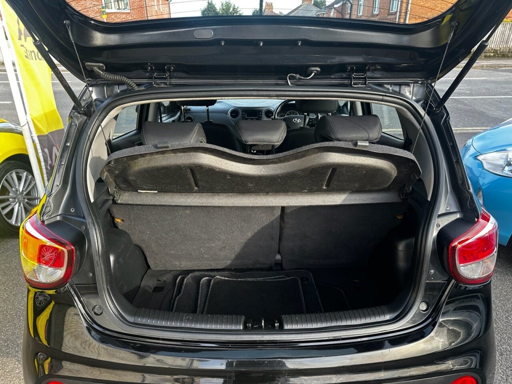 Used Hyundai i10 2019 for sale - 77407791: Photo 30