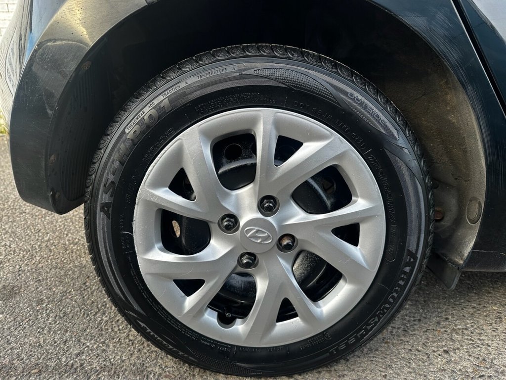 Used Hyundai i10 2019 for sale - 77407791: Photo 31