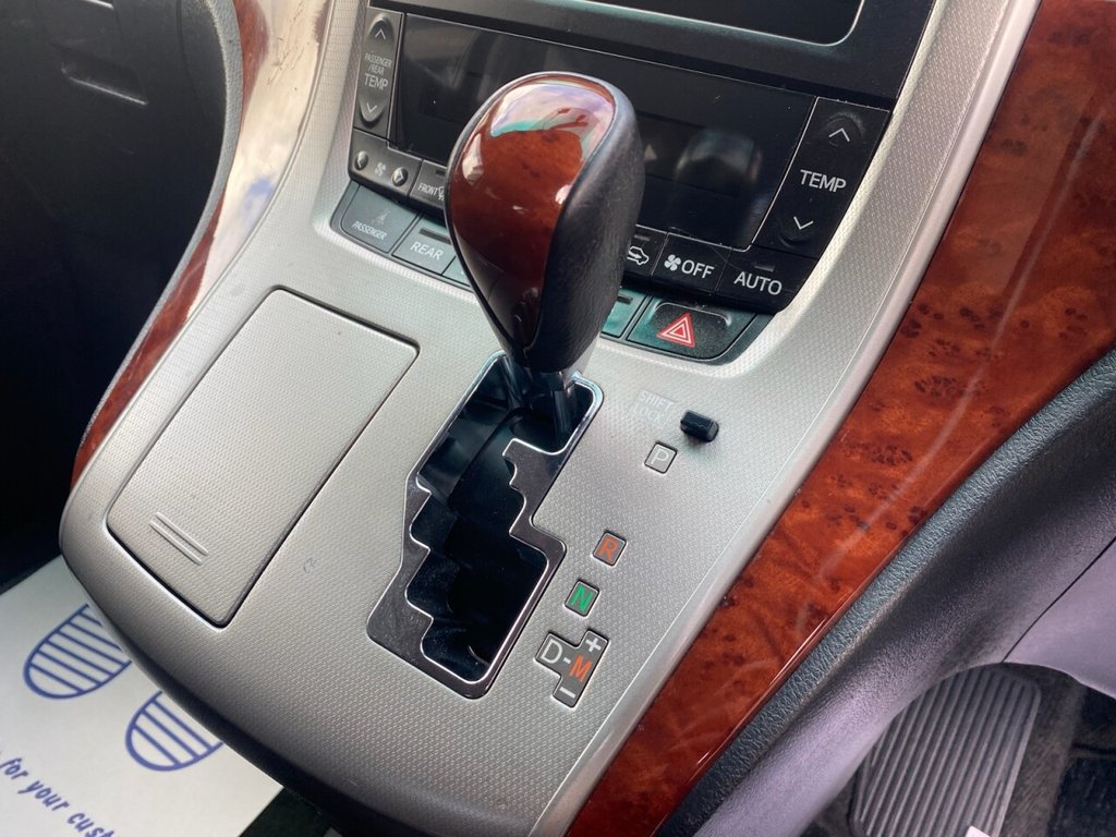 Used Toyota Vellfire 2024 for sale - 77708755: Photo 24