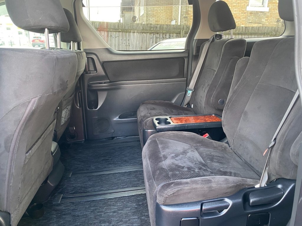 Used Toyota Vellfire 2024 for sale - 77708755: Photo 26