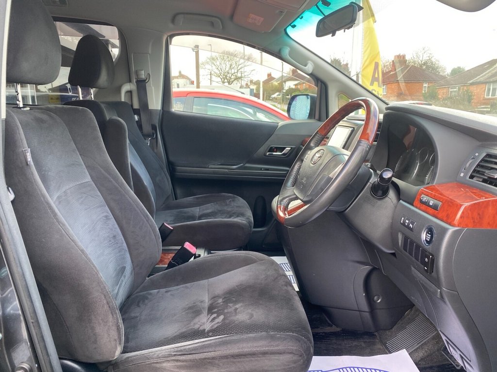 Used Toyota Vellfire 2024 for sale - 77708755: Photo 9