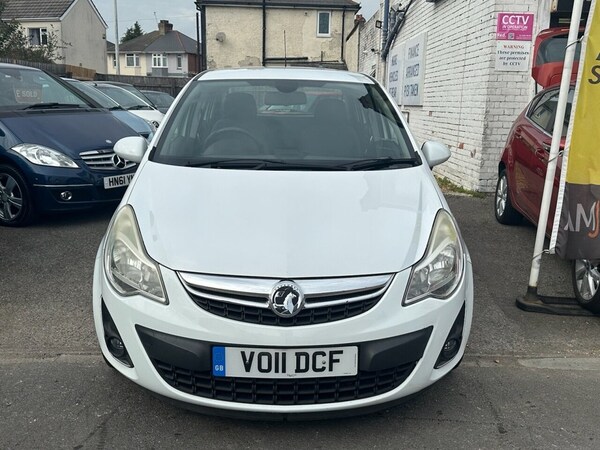 Used Vauxhall Corsa 2011 for sale - 75685305: Photo 2