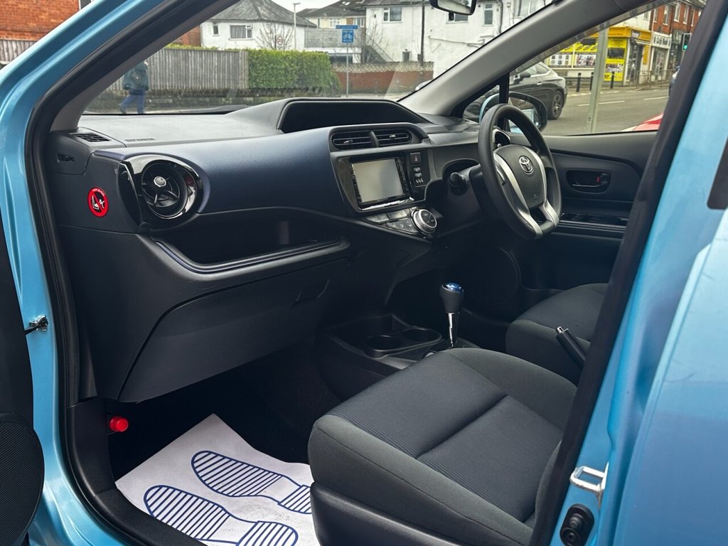 Used Toyota Aqua 2026 for sale - 77669002: Photo 16