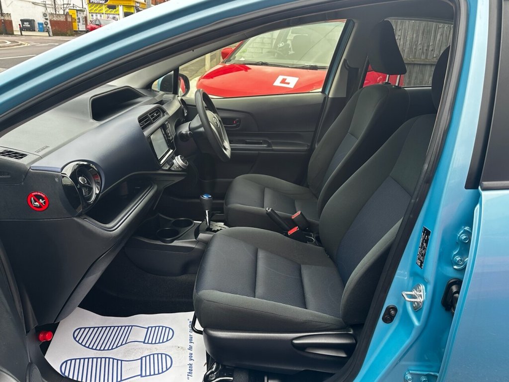 Used Toyota Aqua 2026 for sale - 77669002: Photo 18