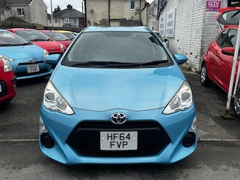 Used Toyota Aqua 2015 for sale - 77669002: Photo