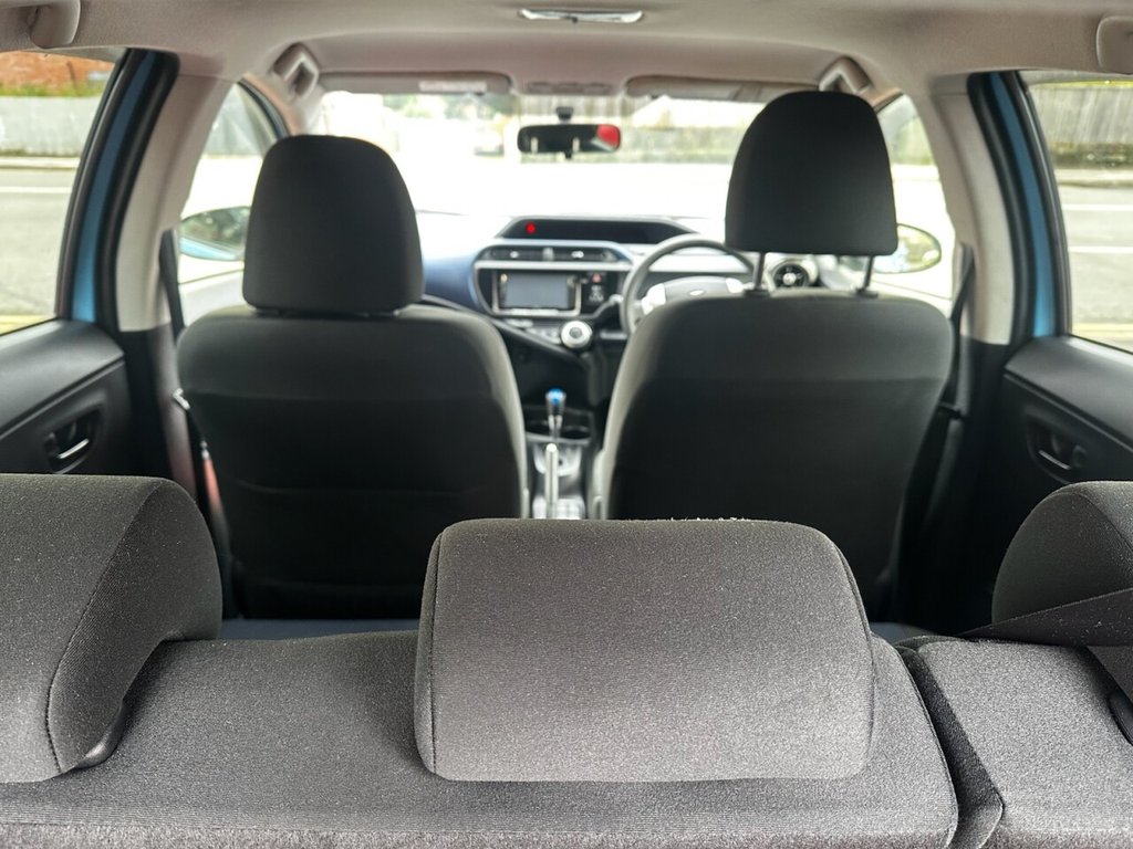 Used Toyota Aqua 2026 for sale - 77669002: Photo 32