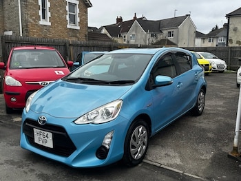 Used Toyota Aqua 2015 for sale - 77669002: Photo