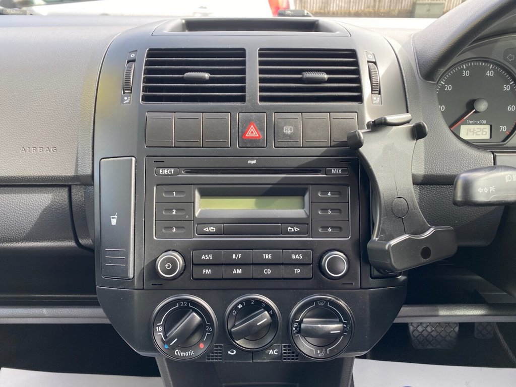 Used Volkswagen Polo 2009 for sale - 75924111: Photo 25