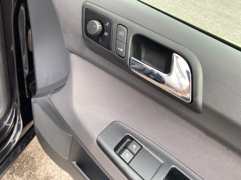 Used Volkswagen Polo 2009 for sale - 75924111: Photo 26