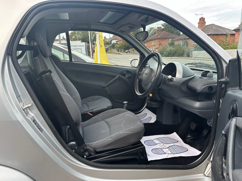 Used smart fortwo 2006 for sale - 76105946: Photo 13