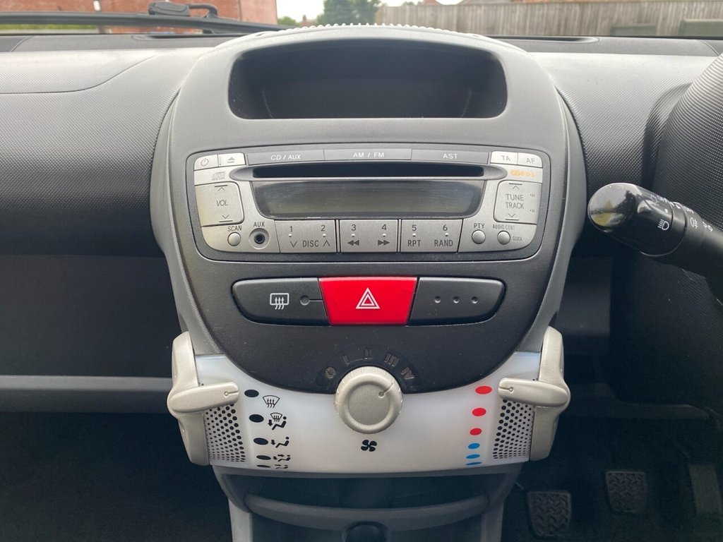 Used Peugeot 107 2011 for sale - 76029349: Photo 19