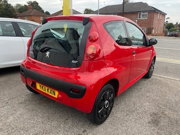Used Peugeot 107 2011 for sale - 76029349: Photo 4