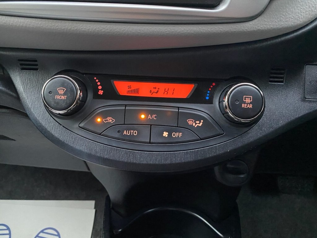 Used Toyota Vitz 2012 for sale - 77477557: Photo 24