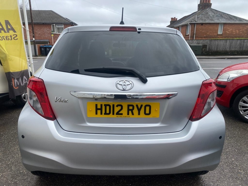 Used Toyota Vitz 2012 for sale - 77477557: Photo 9