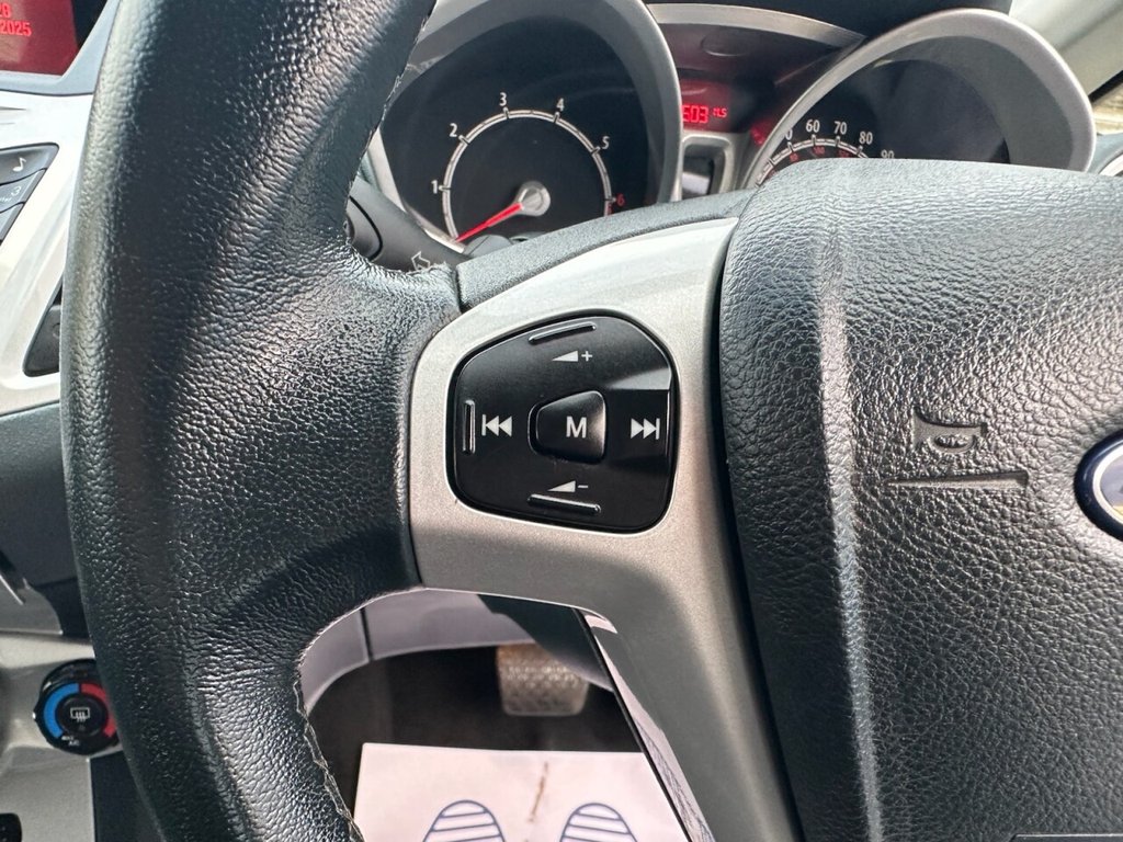 Used Ford Fiesta 2010 for sale - 76080977: Photo 27