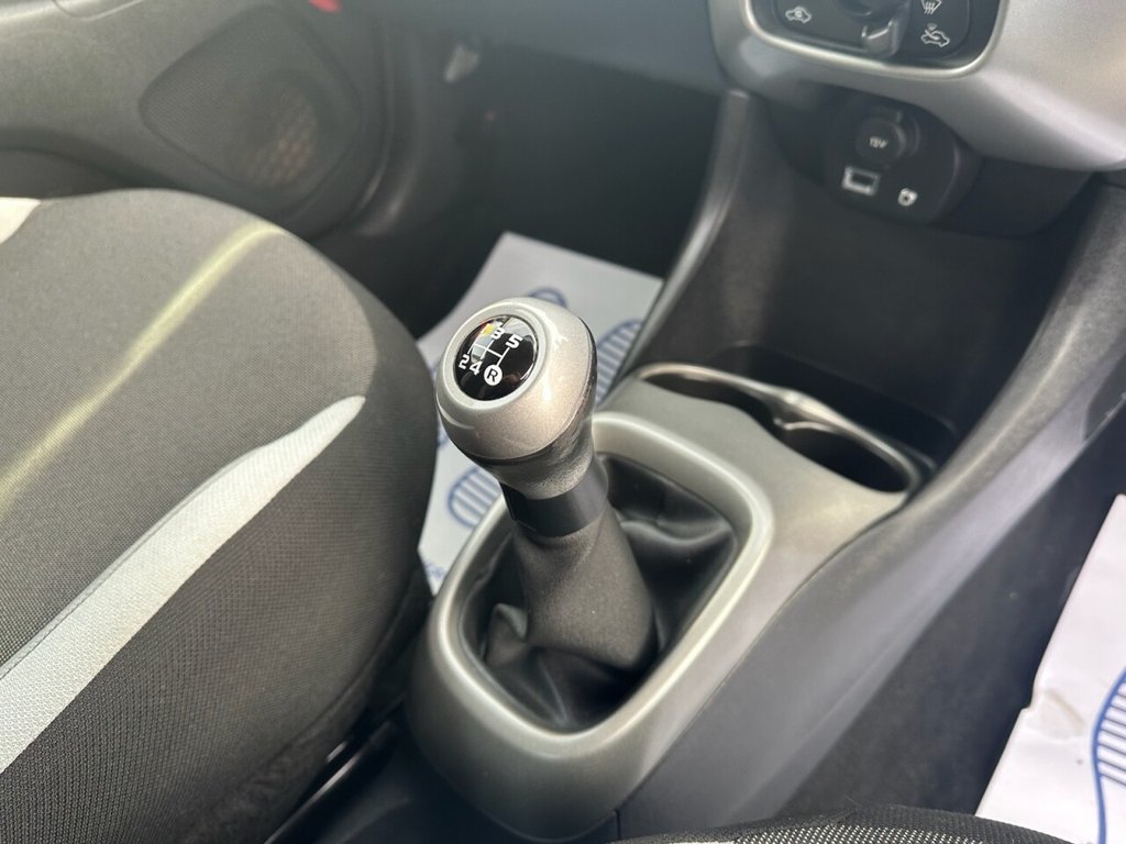 Used Toyota AYGO 2015 for sale - 77038005: Photo 16