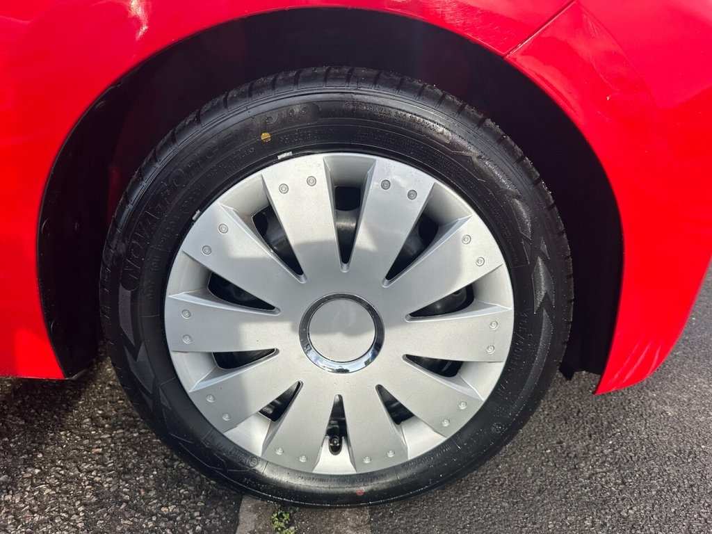 Used Toyota AYGO 2015 for sale - 77038005: Photo 35