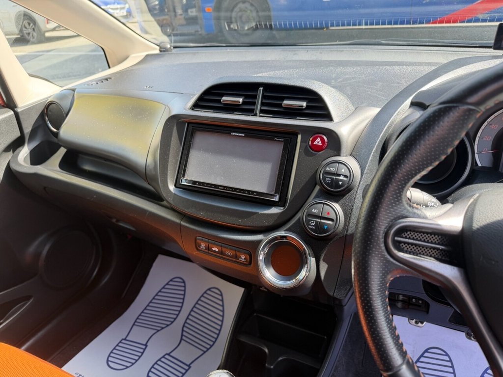 Used Honda Fit 2011 for sale - 78180826: Photo 16