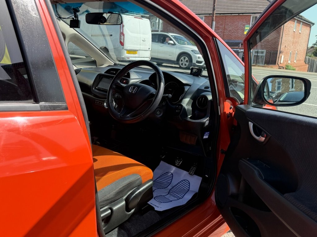 Used Honda Fit 2011 for sale - 78180826: Photo 20