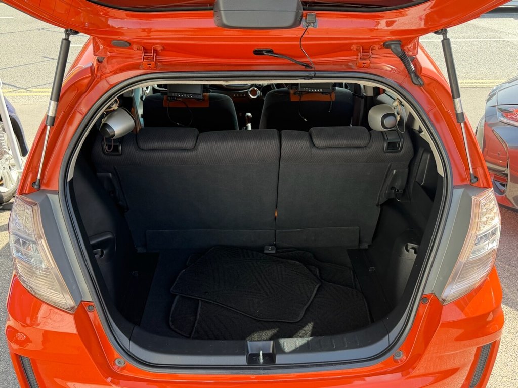 Used Honda Fit 2011 for sale - 78180826: Photo 32