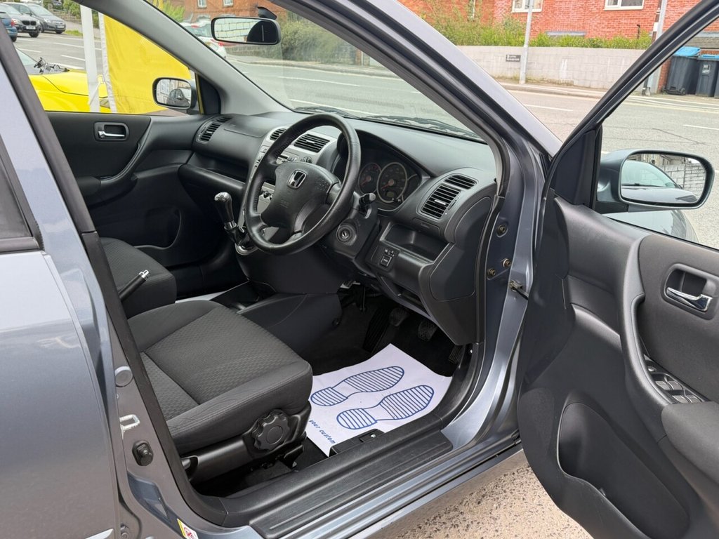 Used Honda Civic 2004 for sale - 77990778: Photo 29