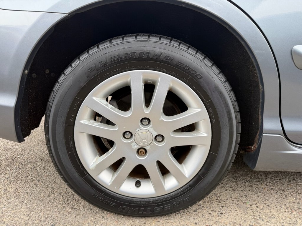 Used Honda Civic 2004 for sale - 77990778: Photo 34